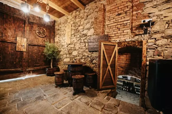 Vinný sklípek - Wine & Wellness Kamenice nad Lipou